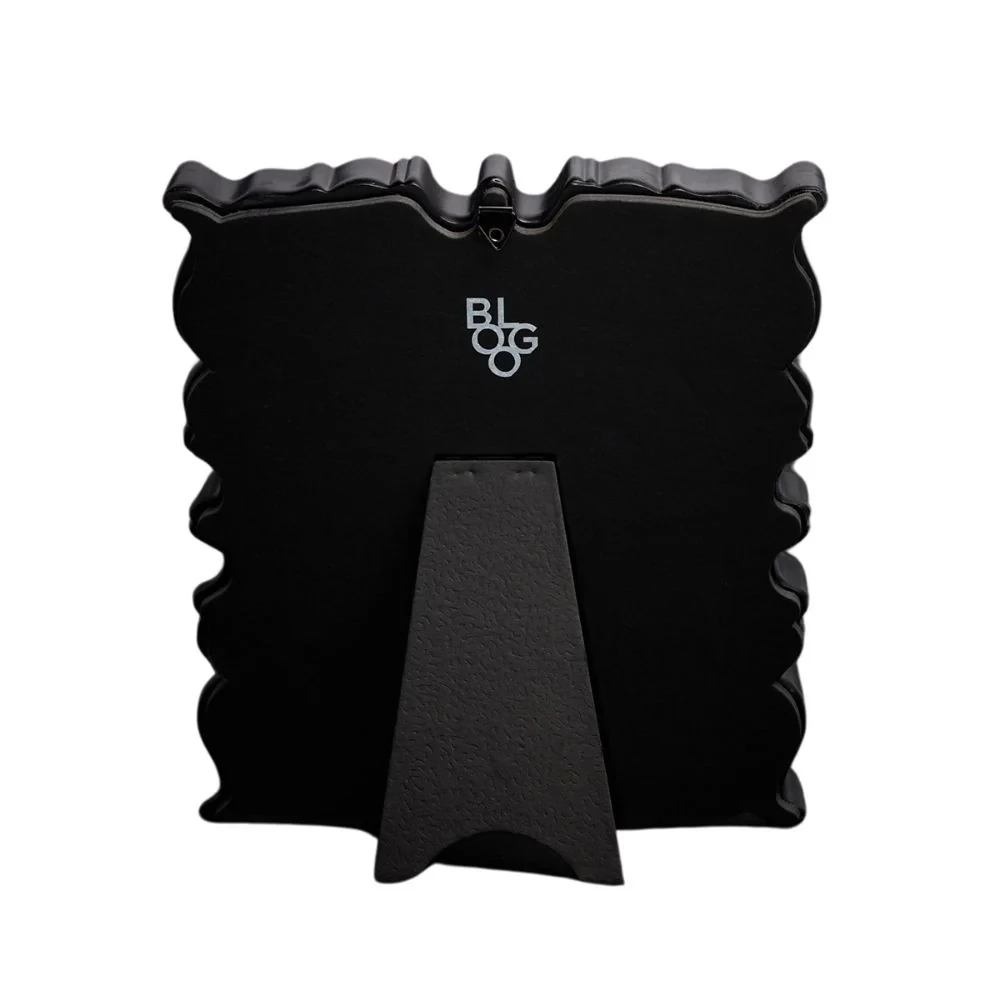 Acquista online Blogo Apple Red Polyresin Off-White Frame Blogo design